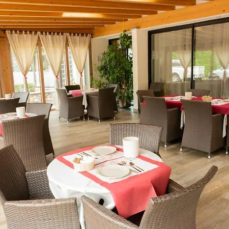 Europa Hotel 2*